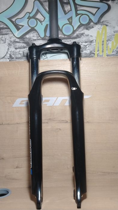 Вилка sr suntour XCM30