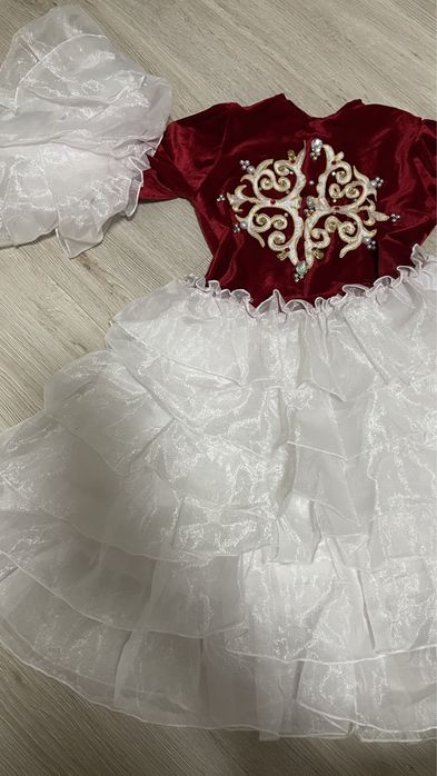 Платья национальные