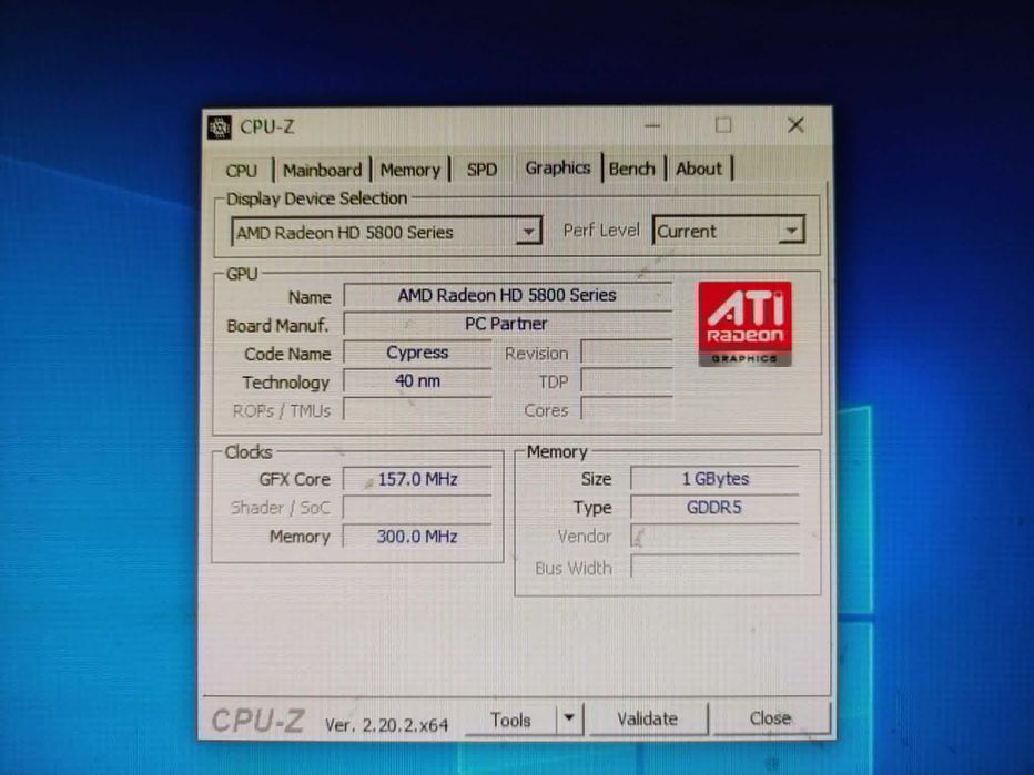 Sapphire Radeon HD5850 1GB GDDR5 256-bit Full merge foarte bine,pret fix