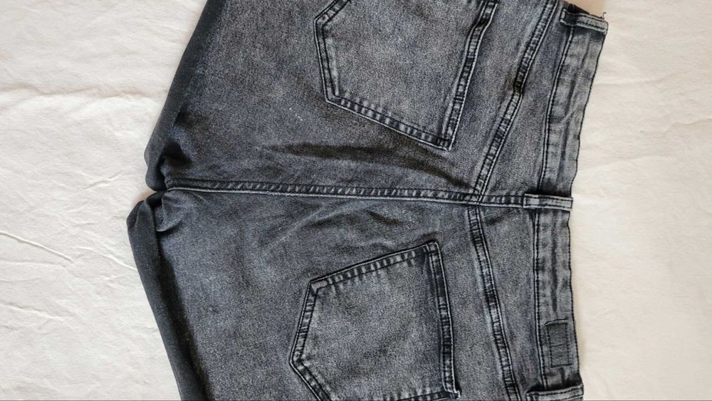 Дамски къси панталонки, дънкови панталони, сиви с ефект на  избелване