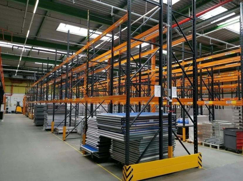 Rafturi metalice profesionale reglabile