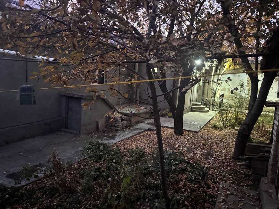 Продам дом на участке 3.55 сотых в Мирзо-Улугбекском районе