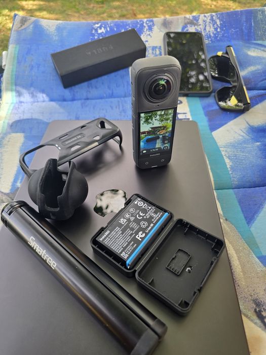 Insta 360 ,x4 ,8k