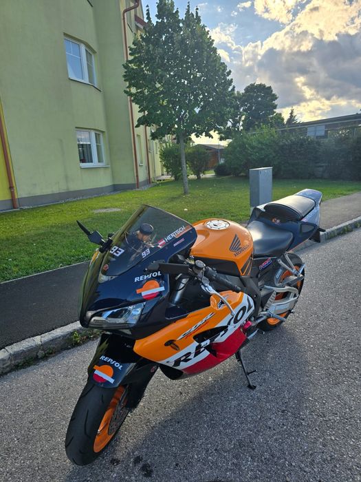 Honda Fireblade  SC57 Repsol