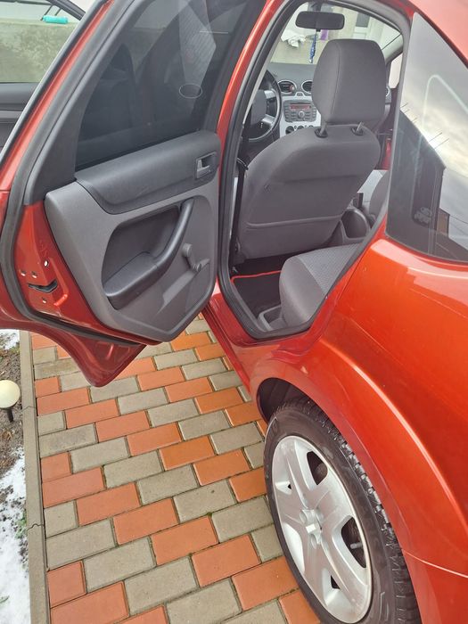 Ford Focus 2007 1.6 benzina