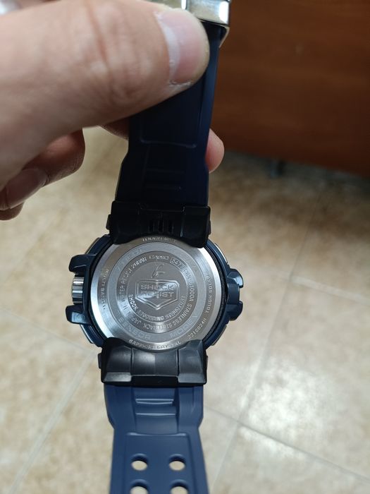Casio g shock GWN-Q1000