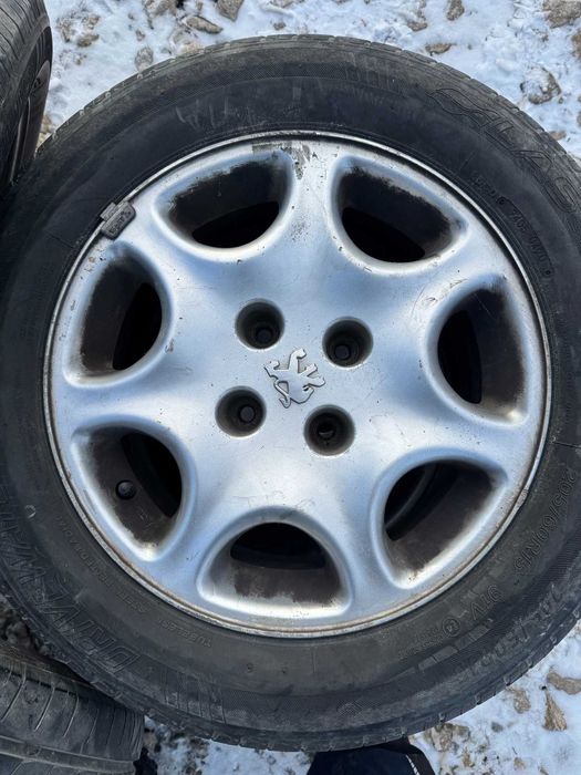 Гуми LASSA с джанти 4 броя