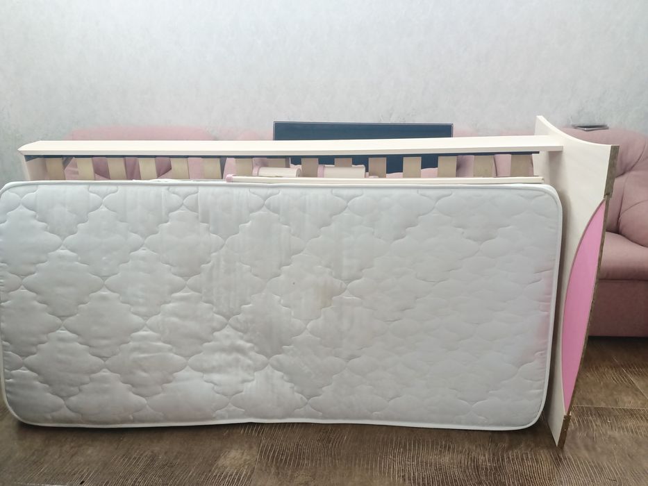 Продам кровать 40000