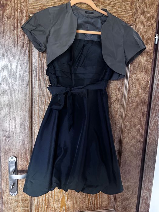 Елеганта дамска рокля на madona