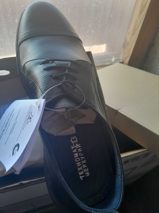 Продавам официални обувки половинки естествена кожа номер 46