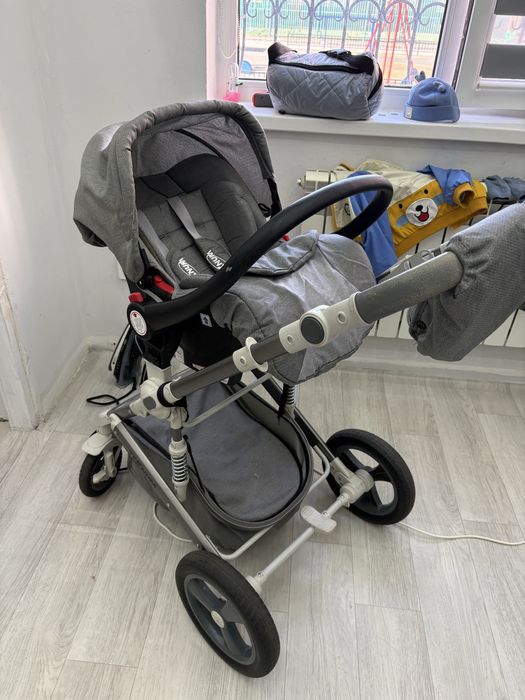 Коляска универсальная 3в1