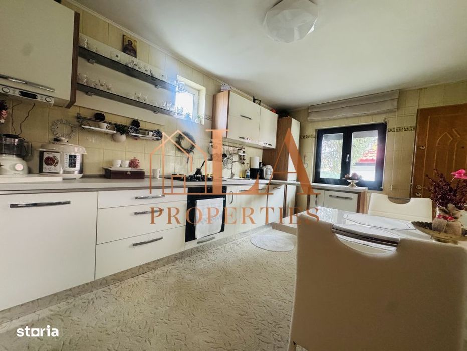 Casa 7 camere | Panouri fotovoltaice 8kw | Teren 1411mp | Bolintin-Val