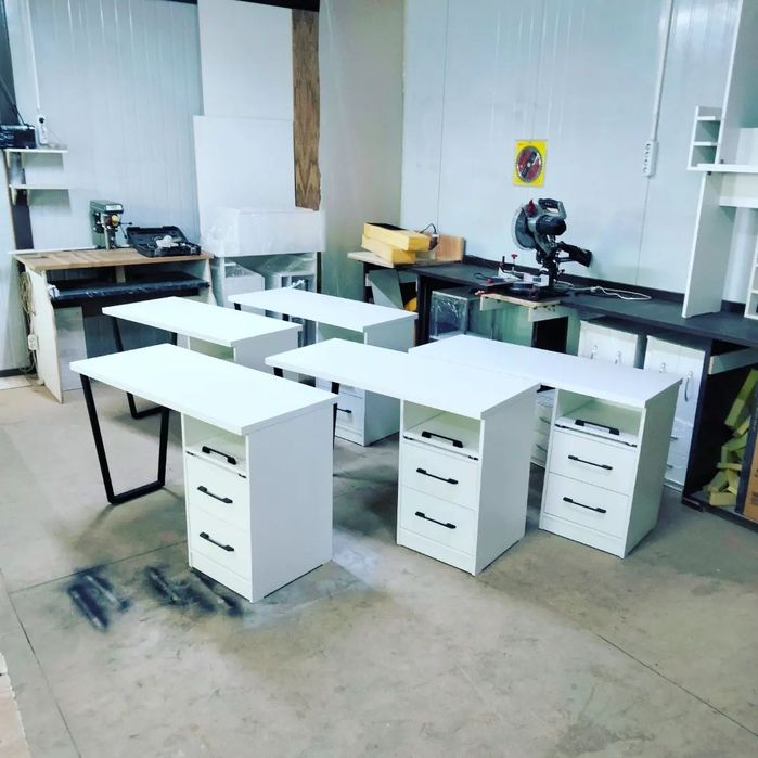 Маникюрные столы НА ЗАКАЗ