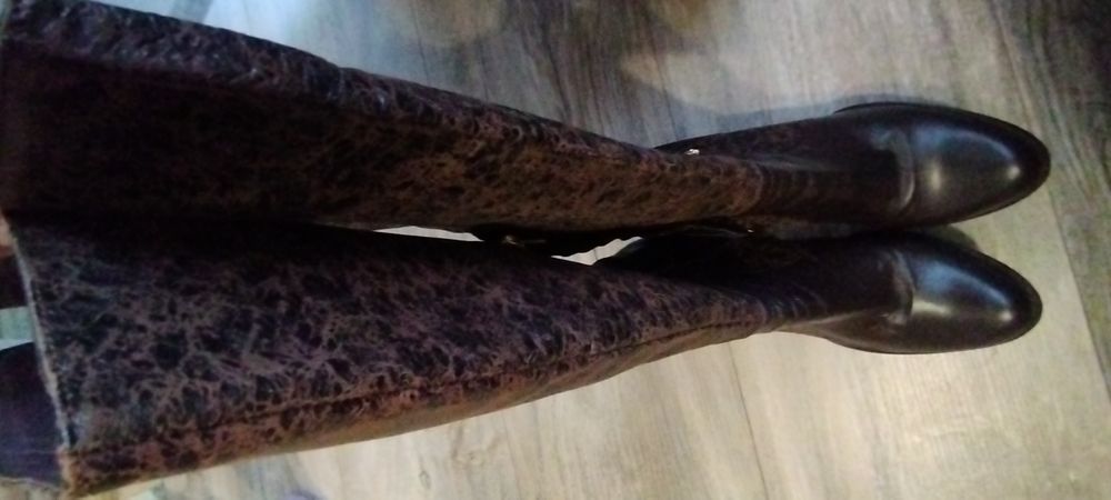 Ботуши на висок ток