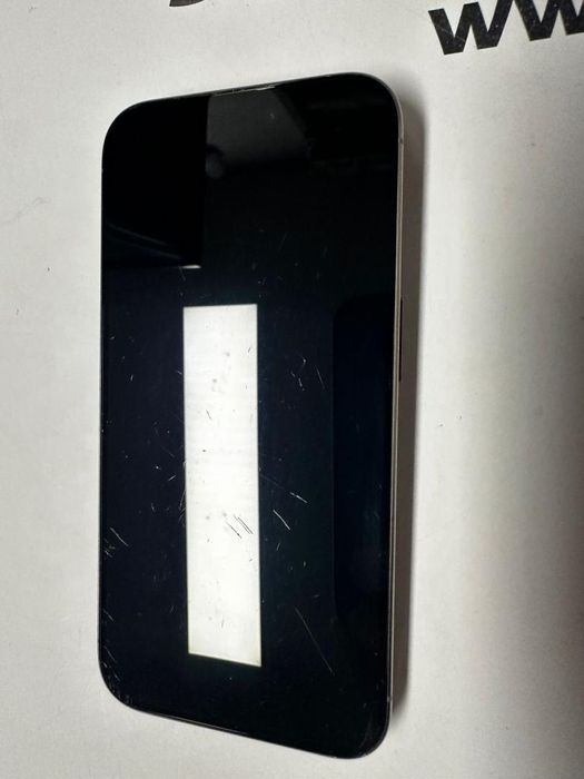 Iphone 15 Pro, 256GB, Bat.88% -T-