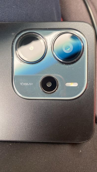 Продам телефон Xiaomi Redmi Note 14