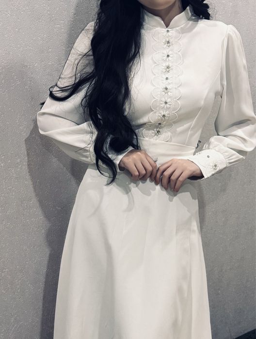 Платье белой в пол на выпускной