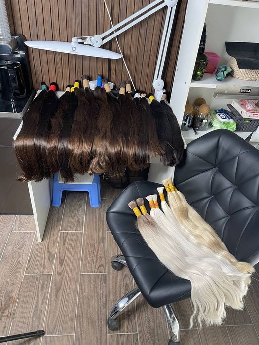 Натуральные волосы,наращивание корекция