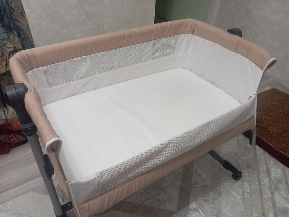 Продам детскую кроватку