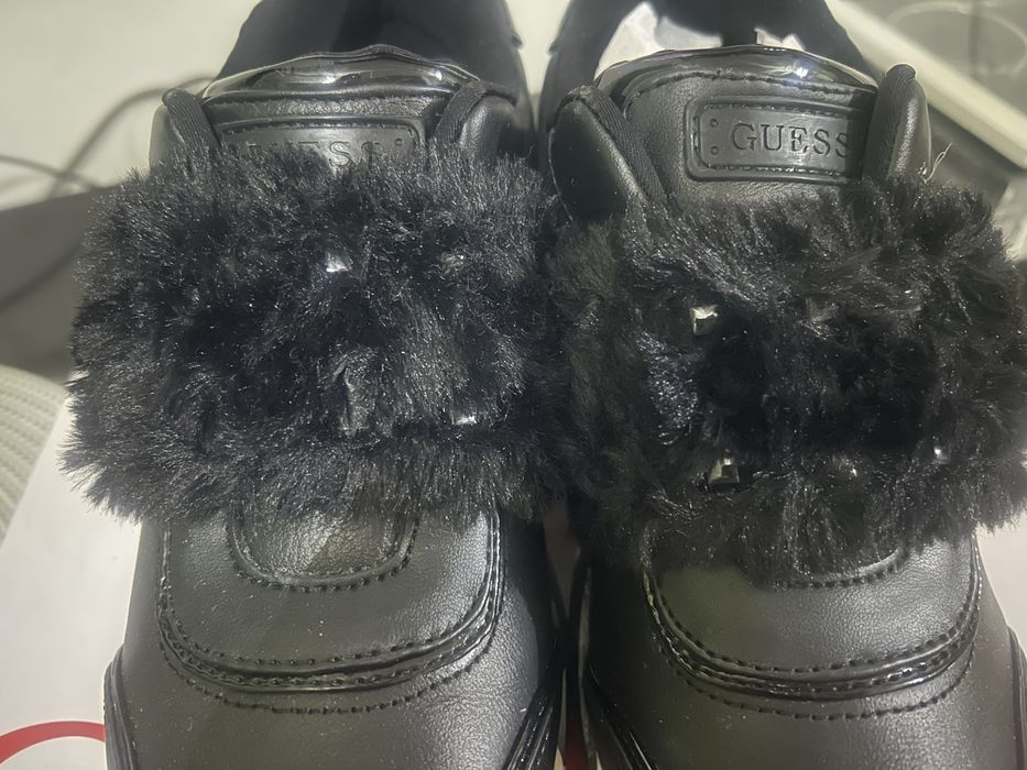 Guess нови маратонки