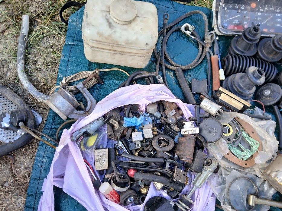 Vnd piese dacia 1300 sau 1400