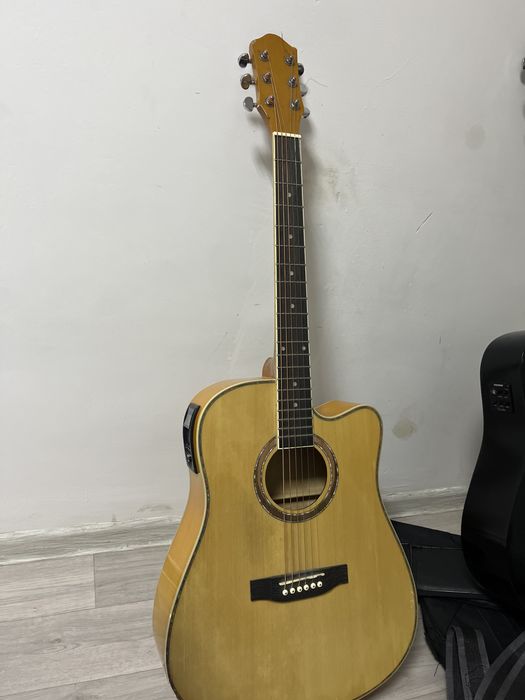 Гитара сатылады бағысы 70мын марка Kabat