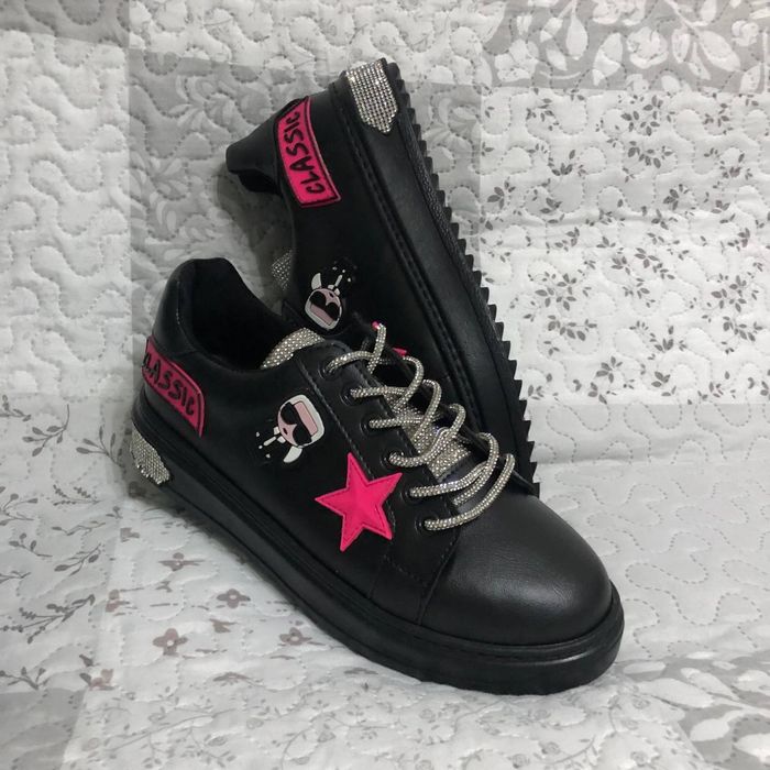 Adidasi diferite modele