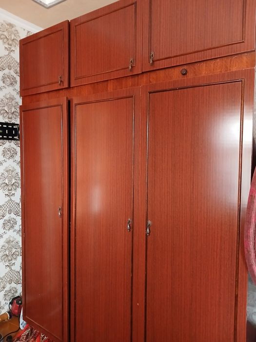 Шифоньер состояние нормально