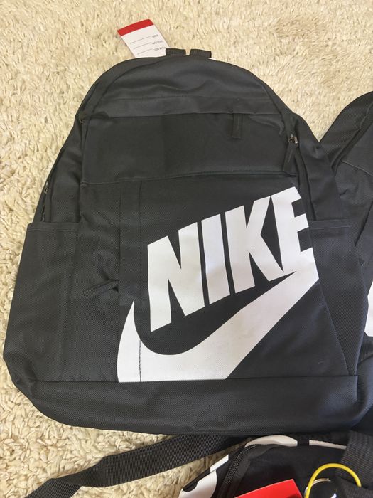 Ghiozdane negre nike