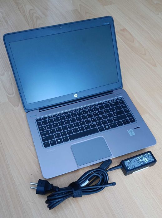 HP Elitebook, Core I5, 4GB RAM, SSD 240GB, HD 4400, baterie 3 ore