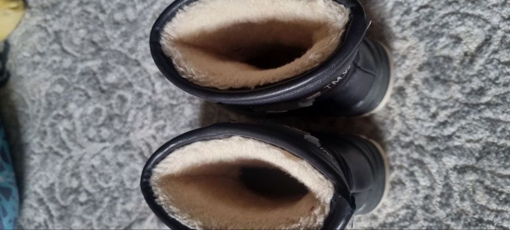 Детские зимние сапоги