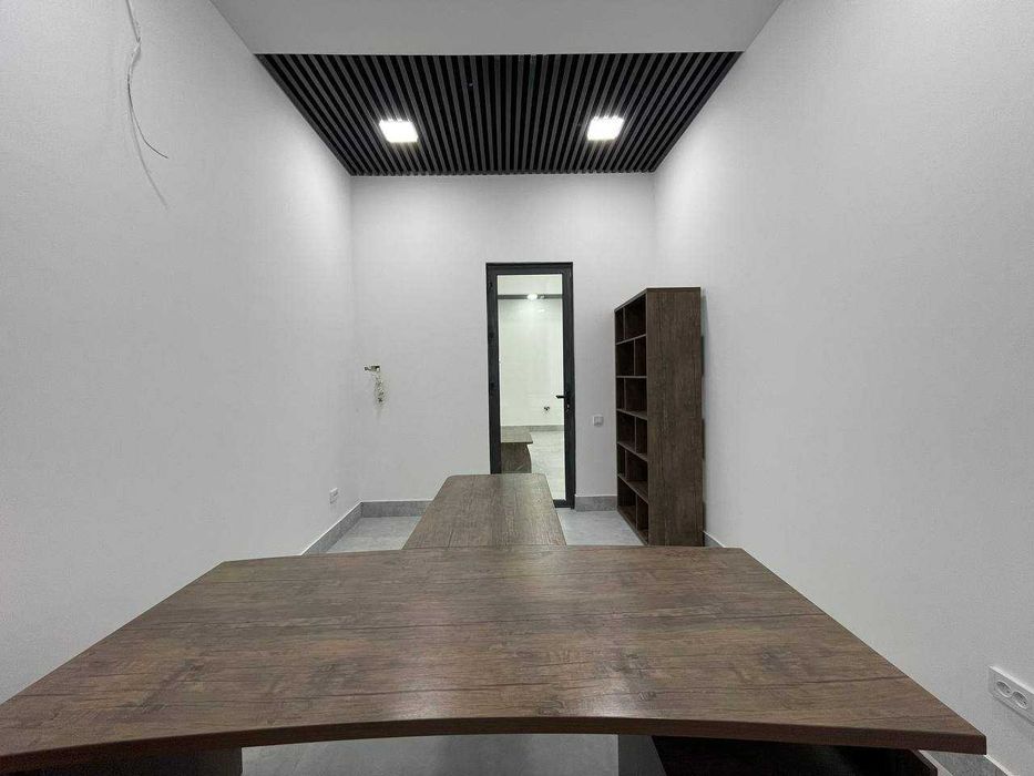 Сдается современный офис в новом здании 75м2 | 1 Линия(RG)