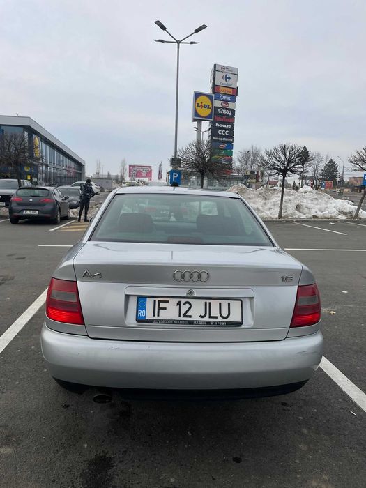 AUDI A4 0 — imagine 4