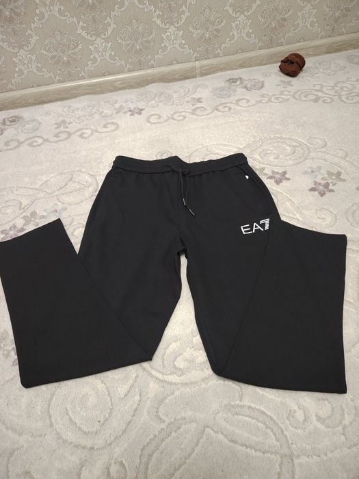 Спортивку продам