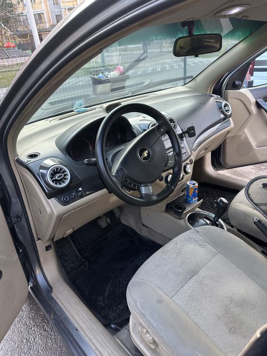 Срочно продается машина Nexia3 4avtomat