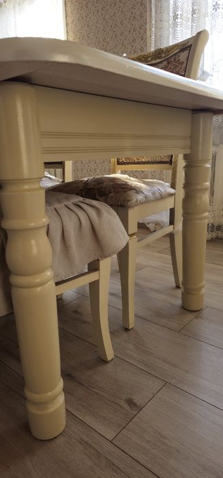 Продается стол 2.4 -3м