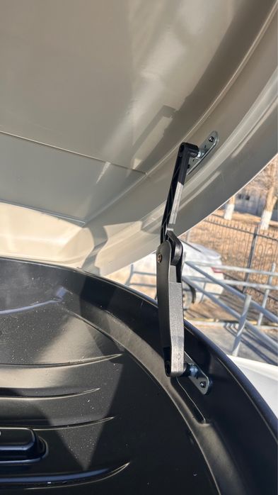 Рейлинг с боксом для багажа