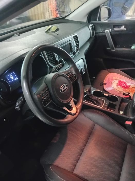 Продам kia sportage 2016