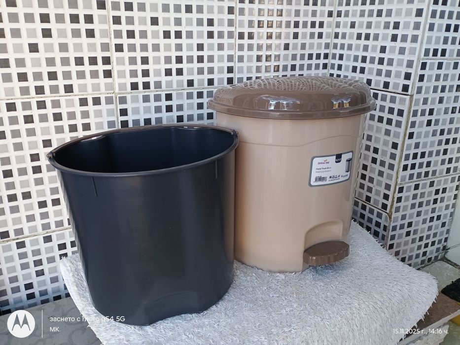 Ново кошче за смет от две части