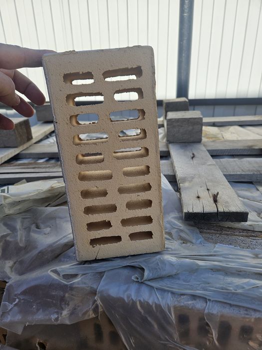 Кирпич облицовочный