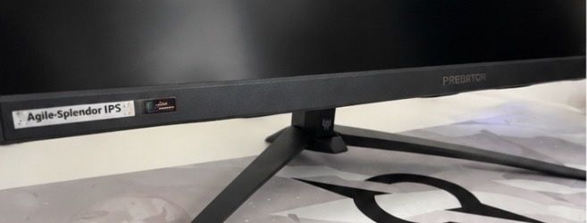 Impecabil - Monitor Acer Predator 31.5 inch, Negru, 180Hz, QHD