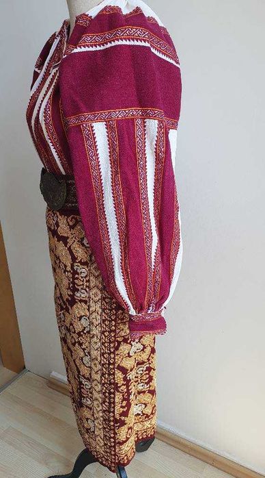 REDUCERE 15%! Costum popular (ie/camasa, fota/catrinta/valnic, brau)