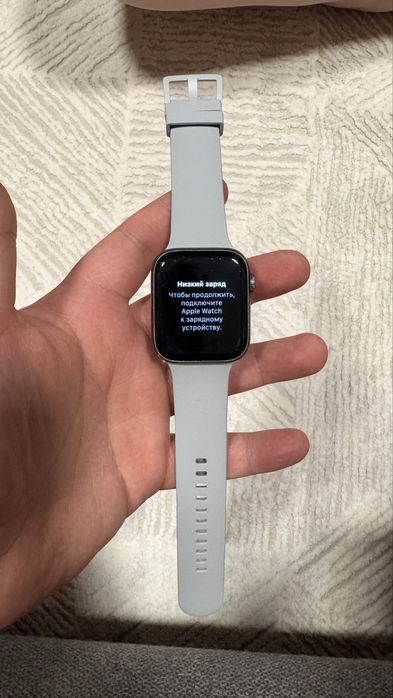 Часы Apple Watch 4