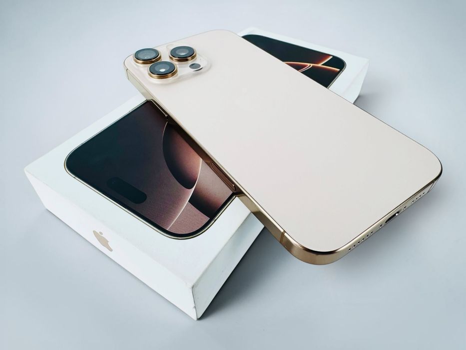 Apple iPhone 16 Pro Max 256GB Desert Titanium USA Перфектен! Гаранция!