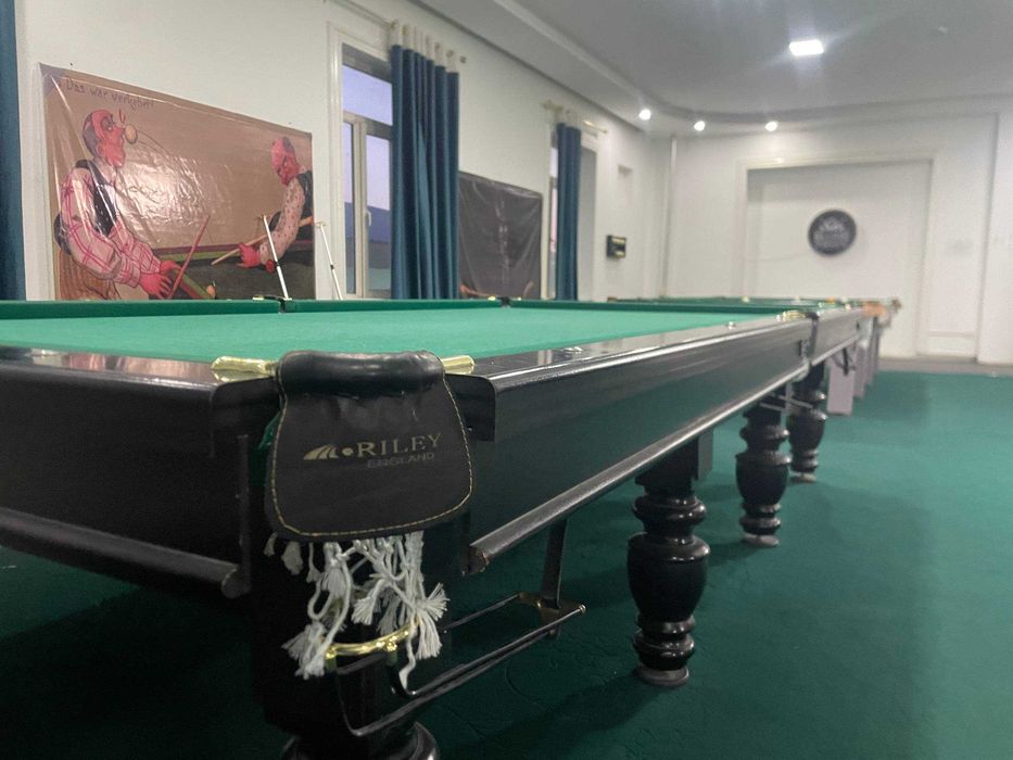 Rilley billiard stol sotiladi