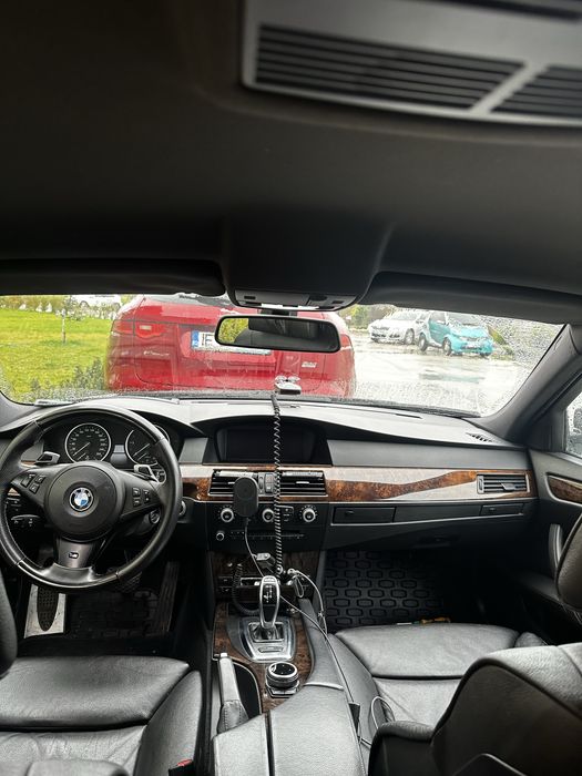 Vând BMW E60 M pachet 2.0 Individual ,foarte dotat.