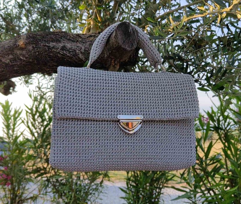 Дизайнерска чанта, ръчно плетиво