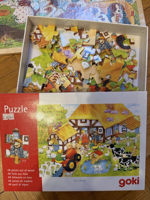 Doua puzzle Goki din lemn