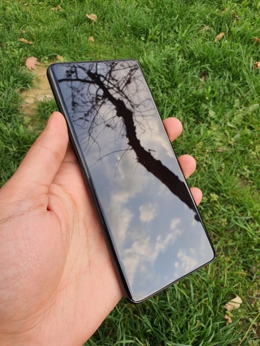 Samsung Galaxy S21 ULTRA 5G. OzU 12/256 GB. Garantya bor. Black