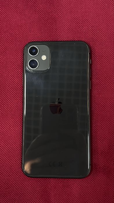 айфон 11 срочно продам